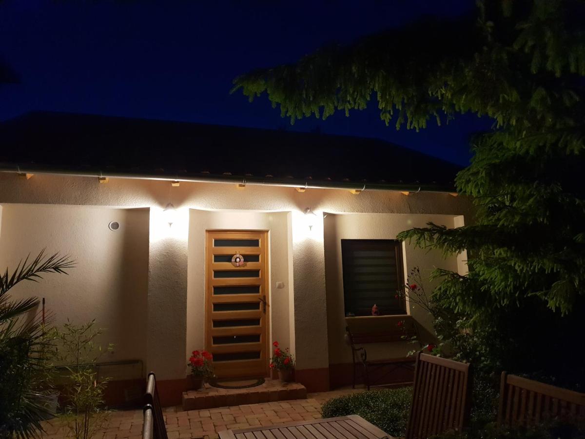 Fuered Deluxe Garden Apartment Balatonfüred Eksteriør bilde